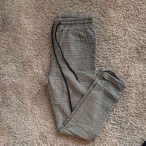 Shinestar Men's Black and White Patterned Joggers